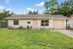 6282 Wauconda Way W, Lake Worth