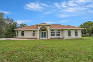 13218 86th Road N, The Acreage 13218 86th Road N, The Acreage