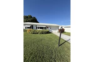 1904 Sw Golf Lane, Boynton Beach