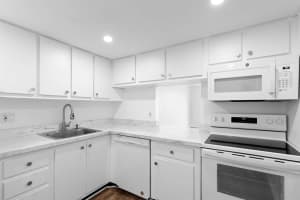 470 Executive Center Drive 5k, West Palm Beach