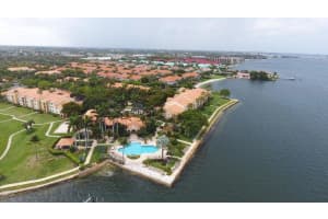 160 Yacht Club Way 102, Hypoluxo