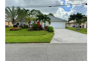 5890 Nw Dowse Street, Port Saint Lucie