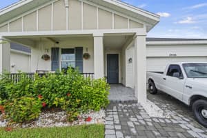 8906 Dahlia Cir, Port Saint Lucie