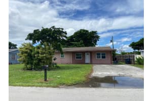 6733 Massachusetts Drive, Lake Worth