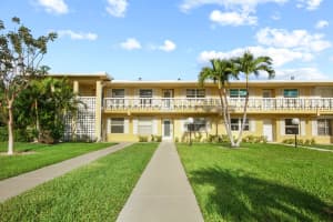1001 Flame Vine 202 Avenue 202, Delray Beach
