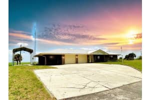 2657 River Road, Moore Haven 2657 River Road, Moore Haven