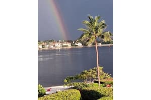 7020 Half Moon Circle 410, Hypoluxo