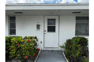 73 E Ct Court 73, Royal Palm Beach