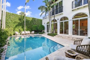245 Everglade Avenue, Palm Beach
