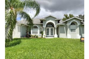 135 Sw Majestic Terrace, Port Saint Lucie