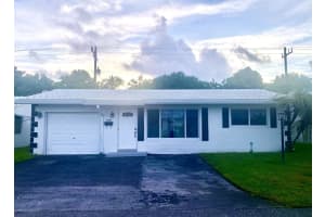 2880 Nw 1 Avenue, Pompano Beach