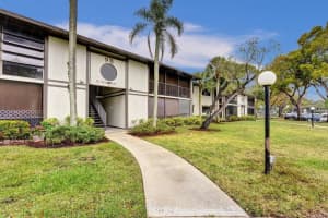 9441 W Mcnab Road 111, Tamarac