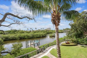 622 Inlet Waters Circle, Jupiter