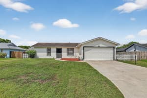 561 Se Karrigan Terrace, Port Saint Lucie 561 Se Karrigan Terrace, Port Saint Lucie