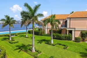 307 Everglade Avenue, Palm Beach