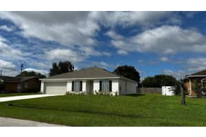 442 Sw Carmelite Street, Port Saint Lucie