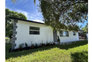 4040 Ne 4th. Avenue, Deerfield Beach