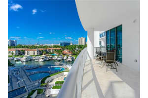 3131 Ne 188th Street 2-705, Aventura