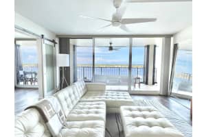 132 Lakeshore Drive 1118, North Palm Beach
