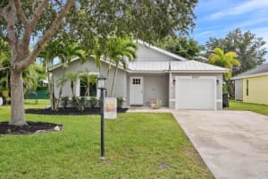 8897 Sw Fishermans Wharf Drive Drive, Stuart