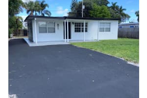 81 Old Spanish Trail, Lantana
