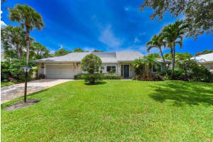 12792 Royal Troon Court, Hobe Sound