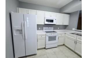 1115 Golden Lakes Boulevard 512, West Palm Beach