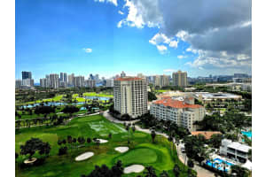 20335 W Country Club Drive 2208, Aventura