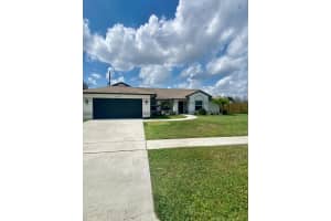 1853 Shower Tree Way, Wellington