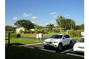 5433 Se Miles Grant Road 104, Stuart