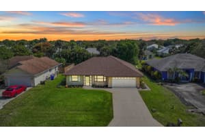 713 24th Square, Vero Beach 713 24th Square, Vero Beach