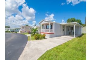 121 Sandhill Boulevard, Fort Pierce