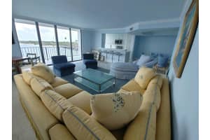 3800 Washington Road 907, West Palm Beach