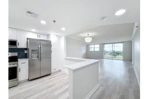 3150 W Rolling Hills Circle 606, Davie