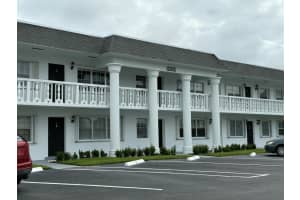 10000 N Meridian Way N 15, Palm Beach Gardens