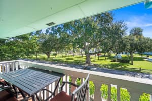 421 S Lakeside Drive 7, Lake Worth Beach