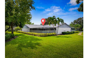 1435 Captains Walk 19a, Fort Pierce