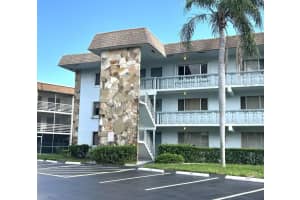 2000 Springdale Boulevard 3a, Palm Springs