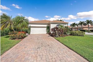 101 Casa Grande Court, Palm Beach Gardens