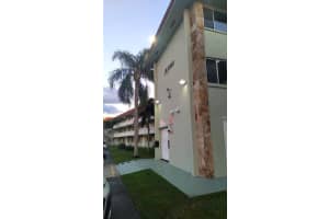 3300 Springdale Boulevard 208, Palm Springs