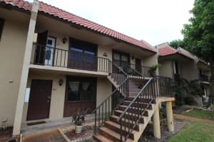 5939 Forest Hill Boulevard 203, West Palm Beach