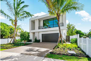 718 Lake Avenue N, Delray Beach