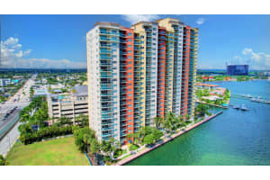 2640 Lake Shore Drive 115, Riviera Beach