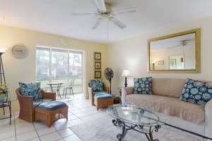 1993 Sw Palm City Road F, Stuart