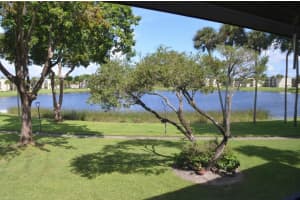 5220 Las Verdes Circle 211, Delray Beach