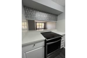 2315 N Congress Avenue 28, Boynton Beach