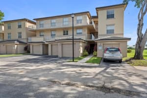 2060 Greenview Shores Boulevard 323, Wellington