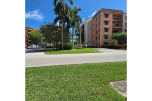 1610 Presidential Way 105, West Palm Beach 1610 Presidential Way 105, West Palm Beach