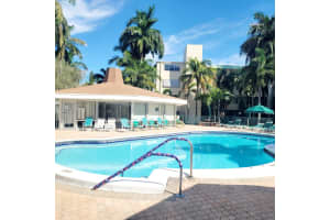 1333 E Hallandale Beach Boulevard 121, Hallandale Beach