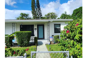 664 W 2nd Street, Riviera Beach